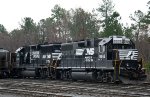 NS 5565 & 4640 sit in the yard